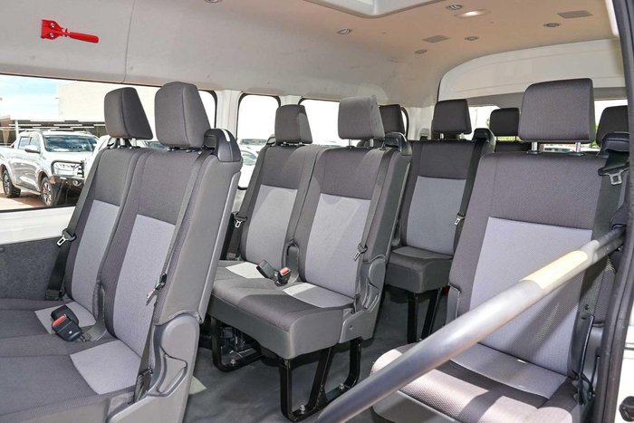 2022 Toyota Hiace Commuter