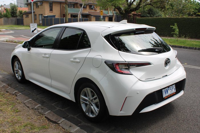 2018 Toyota Corolla Ascent Sport MZEA12R Glacier White