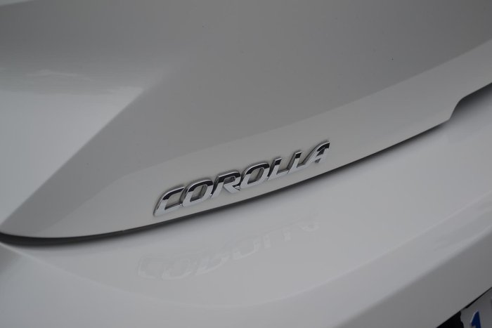 2018 Toyota Corolla Ascent Sport MZEA12R Glacier White