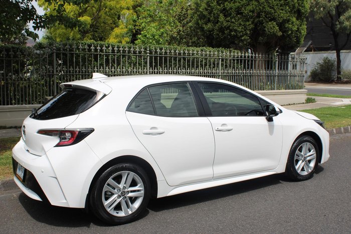 2018 Toyota Corolla Ascent Sport MZEA12R Glacier White