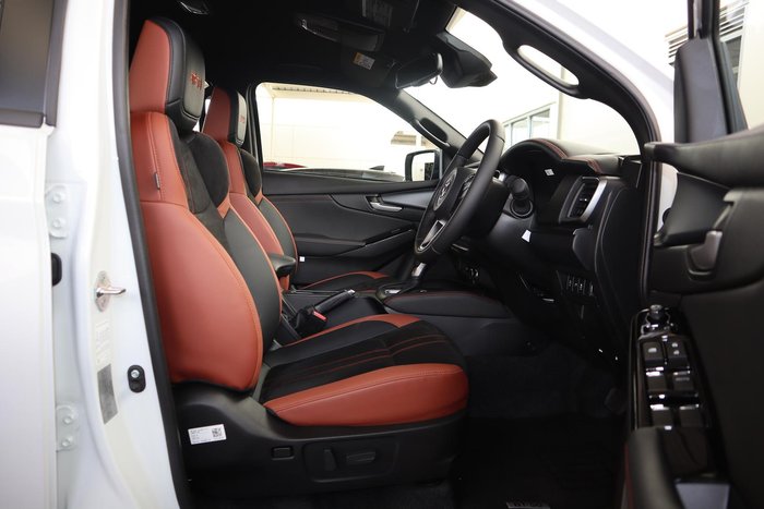 2025 Mazda BT-50 SP