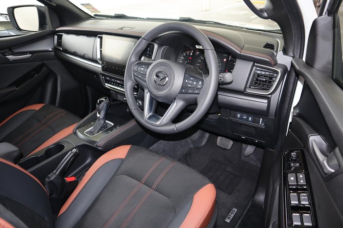2025 Mazda BT-50 SP