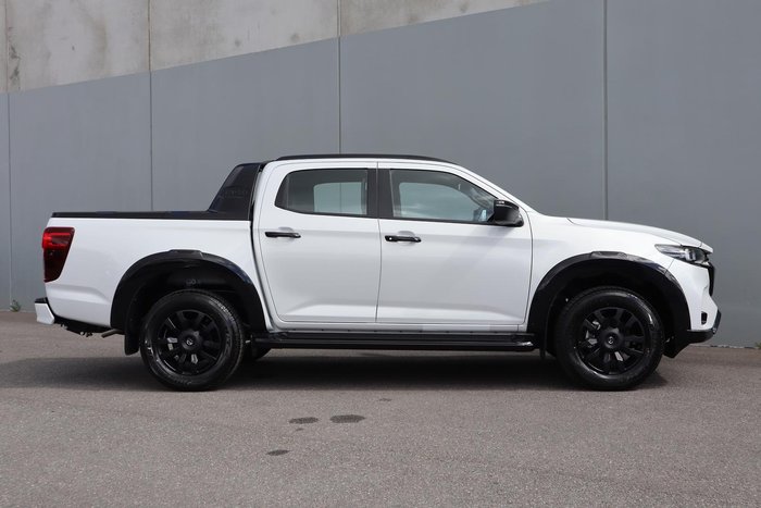 2025 Mazda BT-50 SP