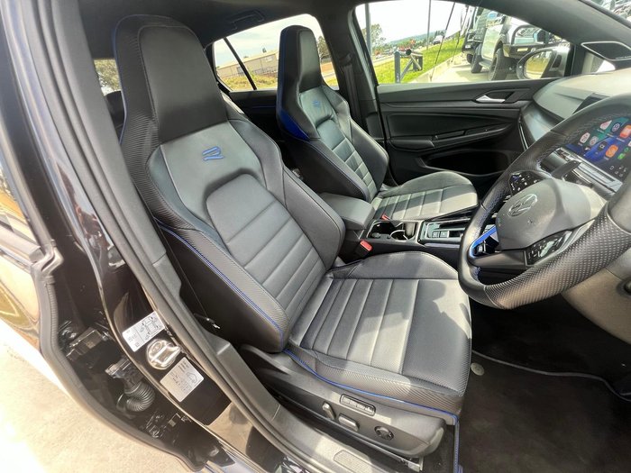 2023 Volkswagen Golf R