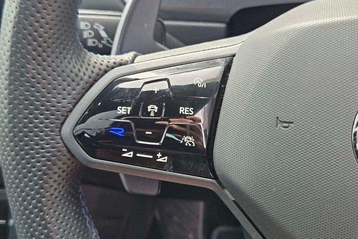 2023 Volkswagen Tiguan R