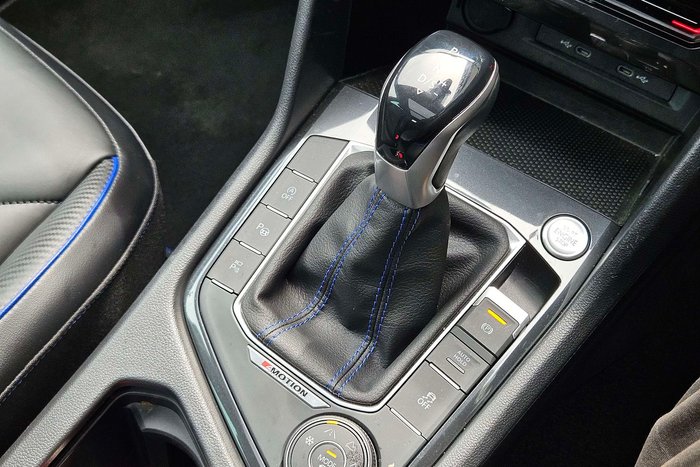 2023 Volkswagen Tiguan R