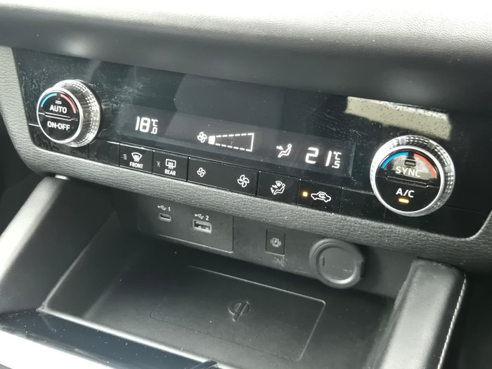 2023 Mitsubishi Outlander LS