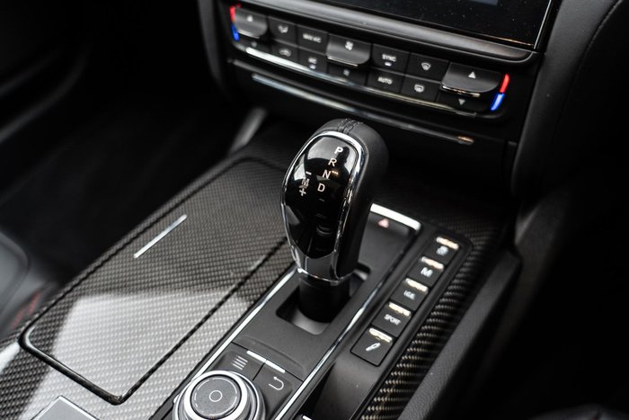 2018 Maserati Quattroporte GTS GranSport Nerissimo Edition