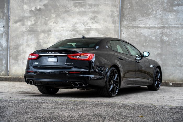 2018 Maserati Quattroporte GTS GranSport Nerissimo Edition