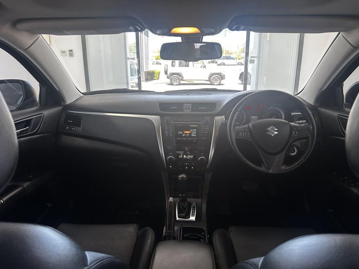 2010 Suzuki Kizashi XLS FR Grey