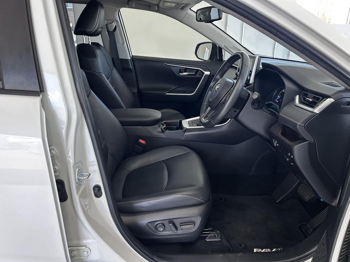 2021 Toyota RAV4 Cruiser AXAH52R Crystal Pearl