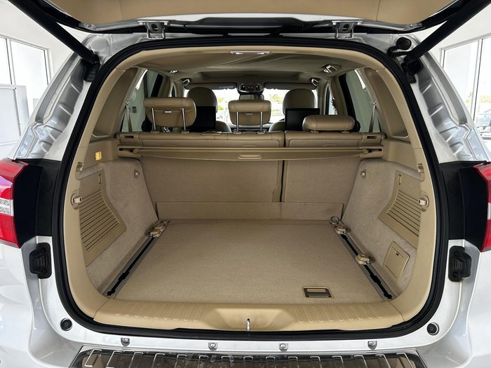 2015 Haval H8 LUX AWD Sleek Silver