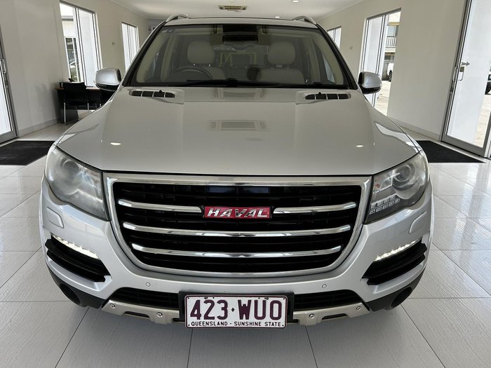 2015 Haval H8 LUX AWD Sleek Silver