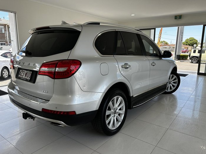 2015 Haval H8 LUX AWD Sleek Silver