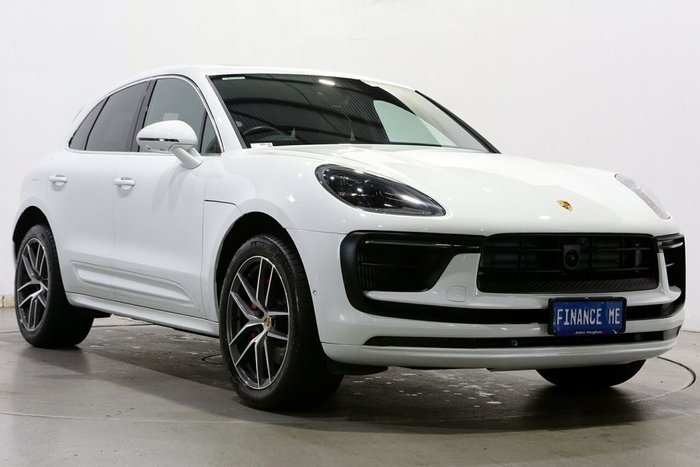 2023 Porsche Macan