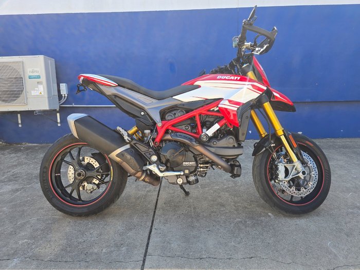 2017 Ducati 939 HYPERMOTARD Red