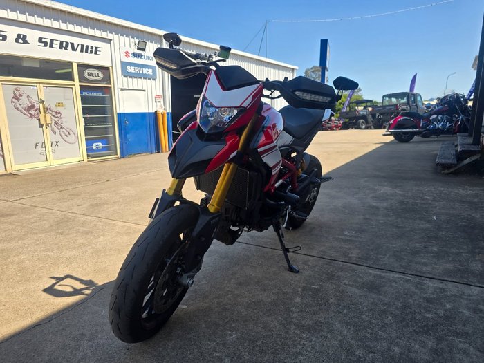 2017 Ducati 939 HYPERMOTARD Red