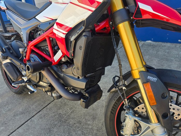 2017 Ducati 939 HYPERMOTARD Red