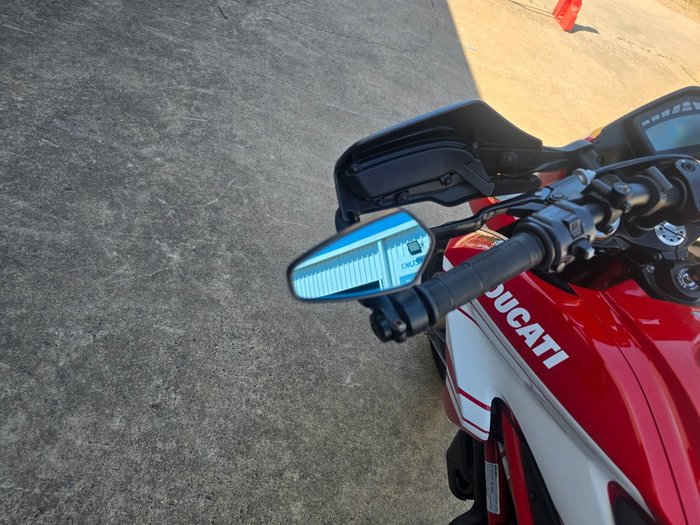 2017 Ducati 939 HYPERMOTARD Red