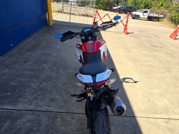 2017 Ducati 939 HYPERMOTARD Red