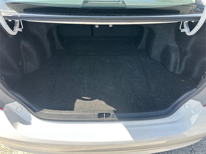 2017 TOYOTA CAMRY ALTISE