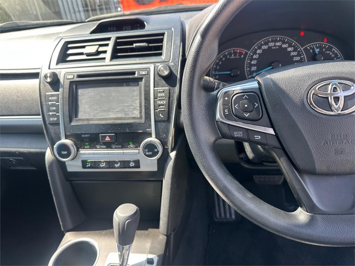 2017 TOYOTA CAMRY ALTISE