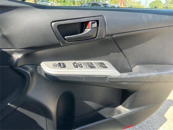 2017 TOYOTA CAMRY ALTISE