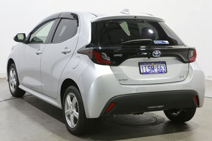 2021 Toyota Yaris ZR Hybrid