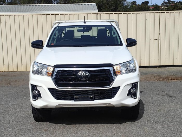 2020 Toyota Hilux SR