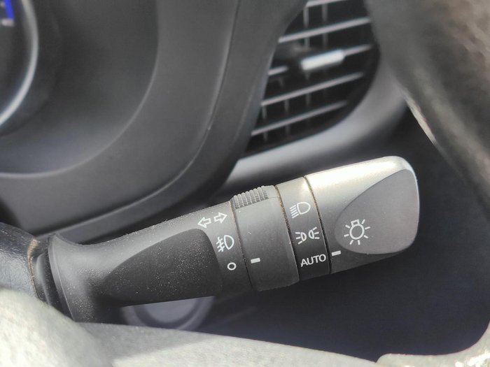 2020 Toyota Hilux SR