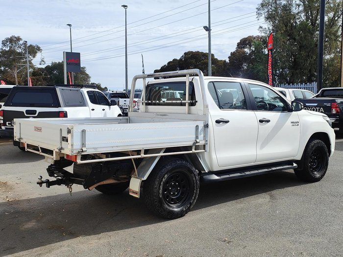 2020 Toyota Hilux SR