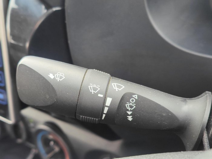 2020 Toyota Hilux SR