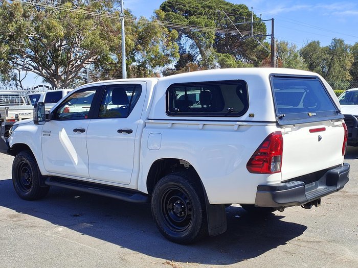2018 Toyota Hilux SR