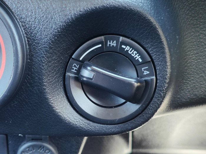 2018 Toyota Hilux SR