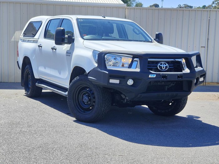 2018 Toyota Hilux SR