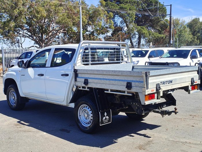 2019 Mitsubishi Triton GLX ADAS