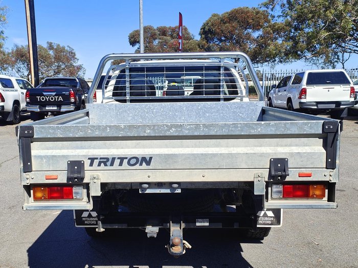 2019 Mitsubishi Triton GLX ADAS
