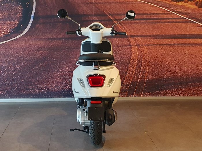 2024 Vespa Primavera 50 4T Primavera White