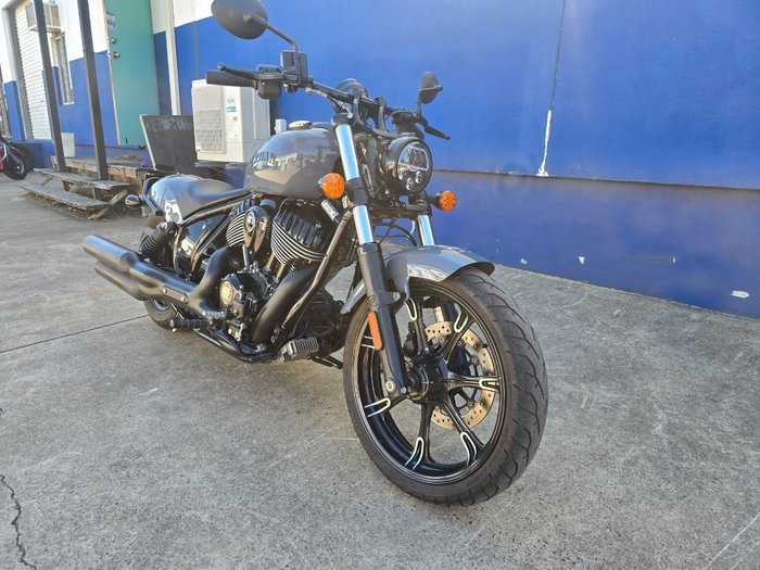 2022 Indian CHIEF DARK HORSE Grey