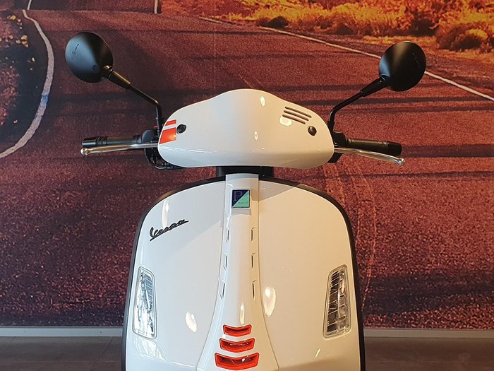 2025 Vespa GTV 300 GTV White