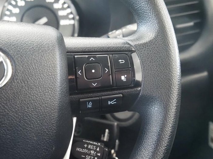 2020 Toyota Hilux SR