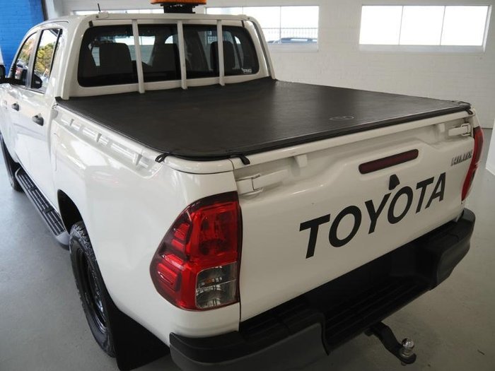 2020 Toyota Hilux SR