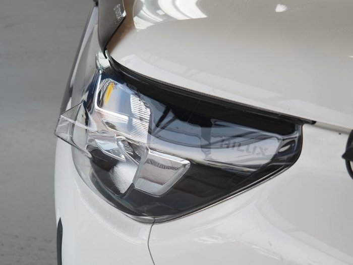 2020 Toyota Hilux SR