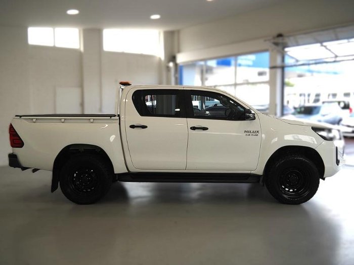 2020 Toyota Hilux SR