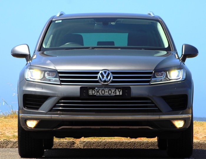 2016 Volkswagen Touareg 150TDI Element 7P MY17 Four Wheel Drive Canyon Grey