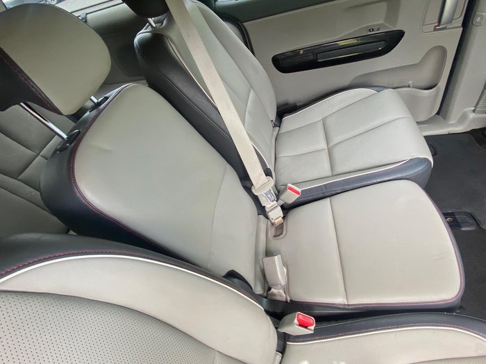 2015 Kia Carnival Platinum YP MY15 Aurora Black