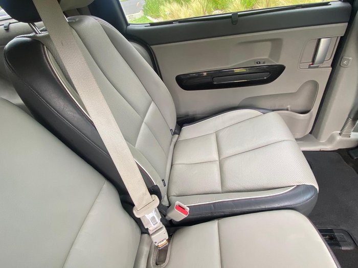 2015 Kia Carnival Platinum YP MY15 Aurora Black