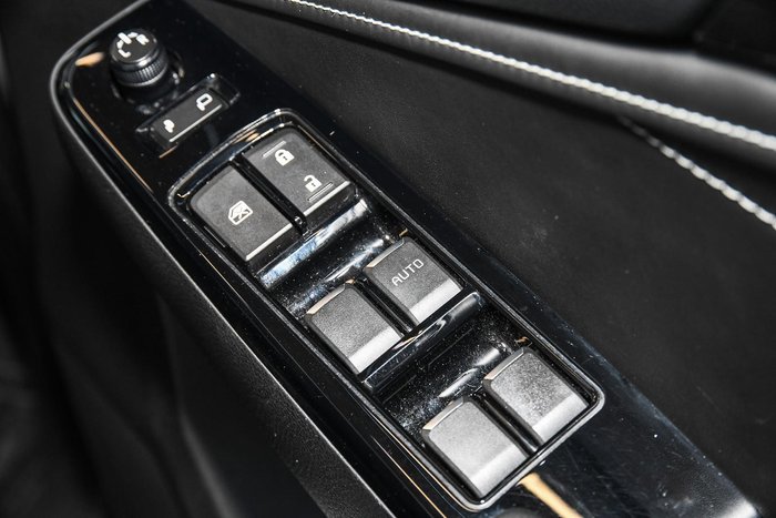 2023 Isuzu MU-X LS-T