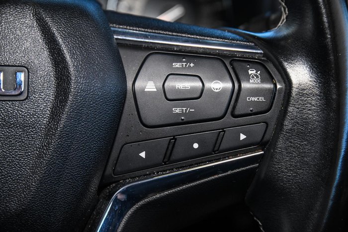 2023 Isuzu MU-X LS-T