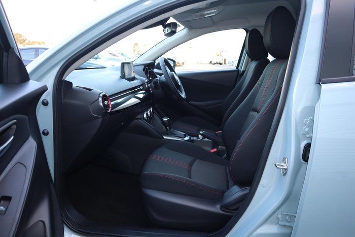 2025 Mazda 2 G15 Evolve